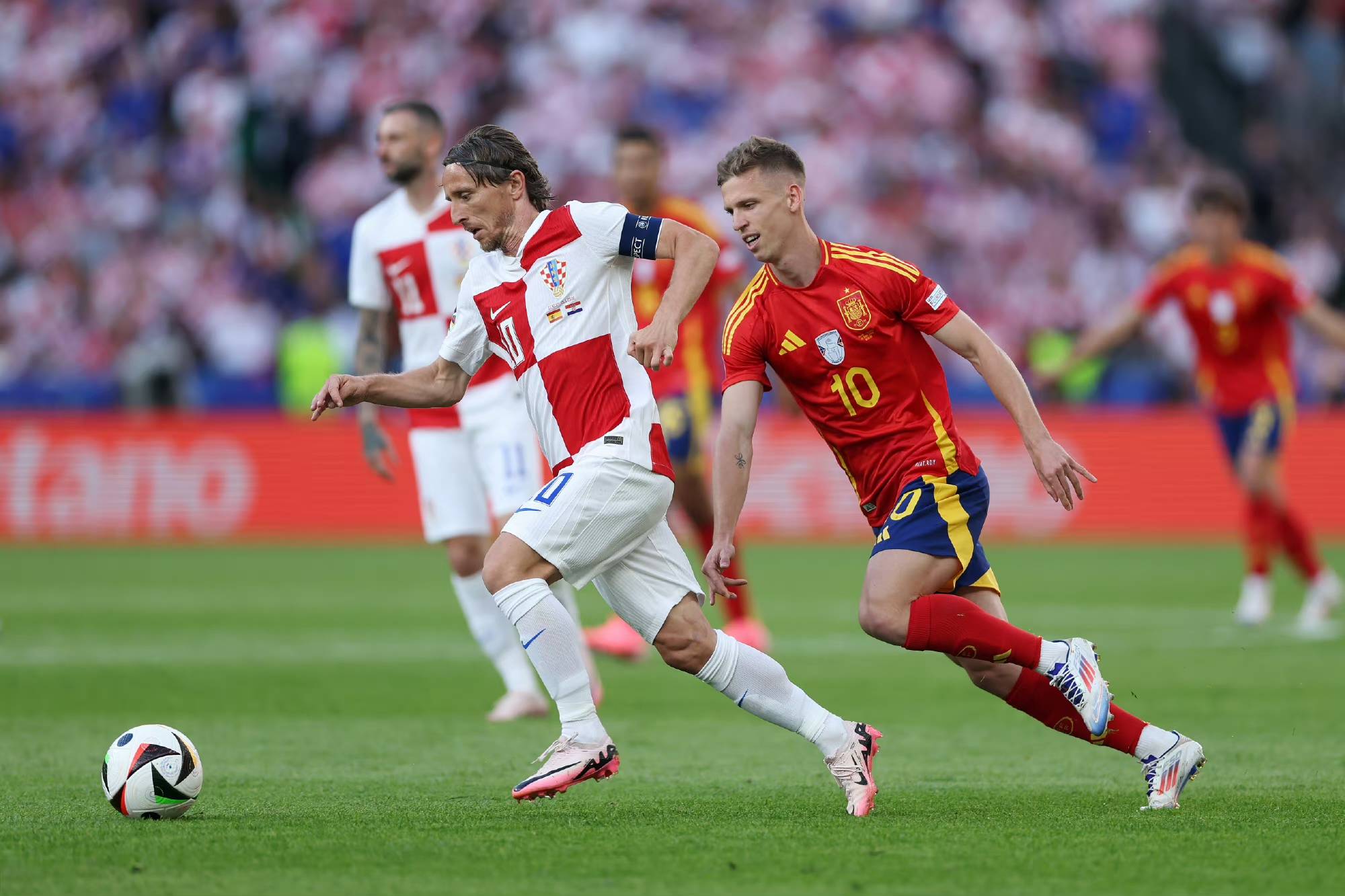 开云-法国队对阵阿尔巴尼亚队,欧洲预选赛厮杀视频